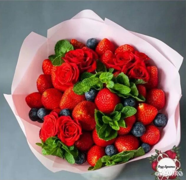 Доставка фуд букетов. Е