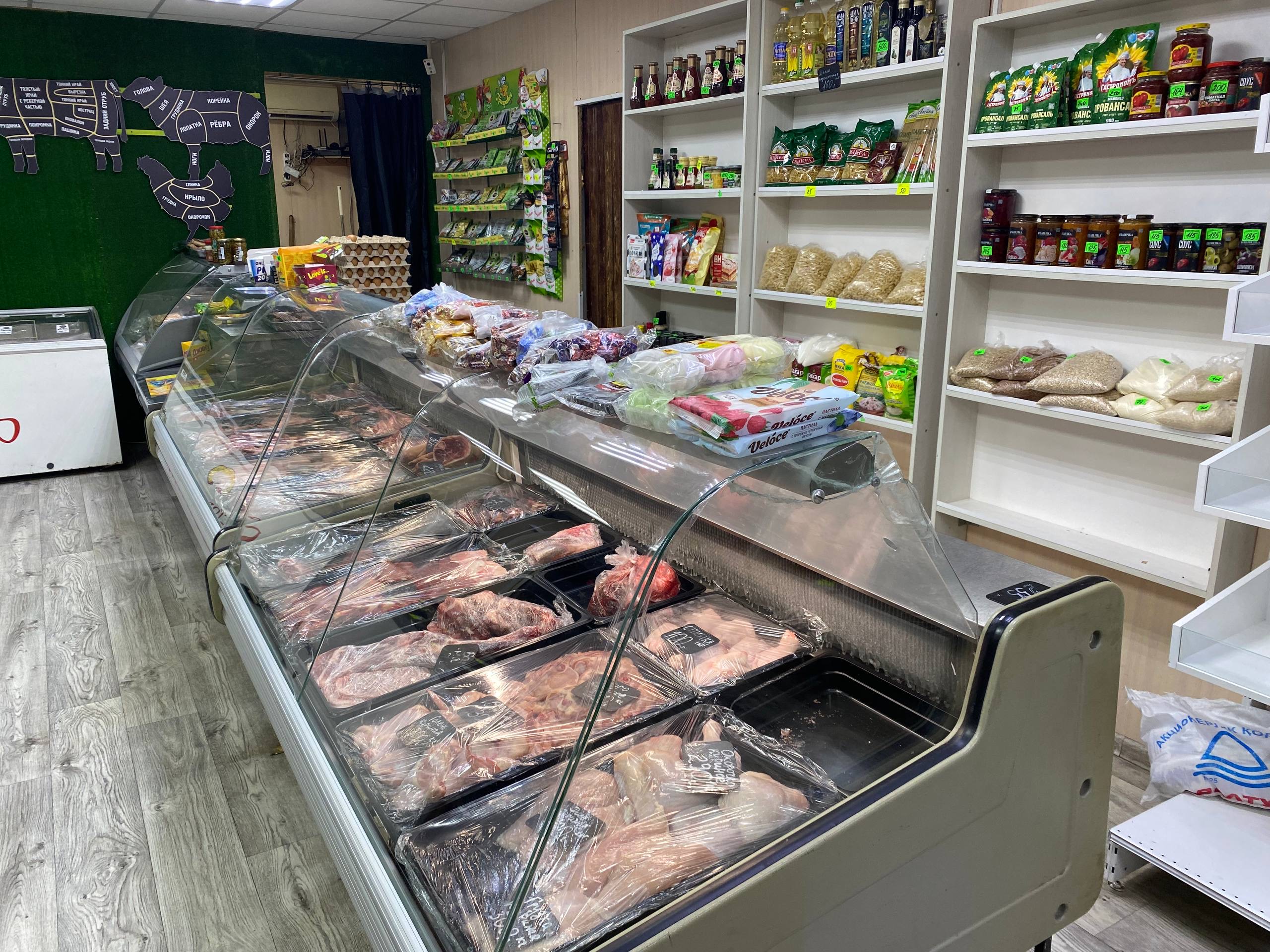 Павильон в собственности мясо, овощи и фрукты. Е