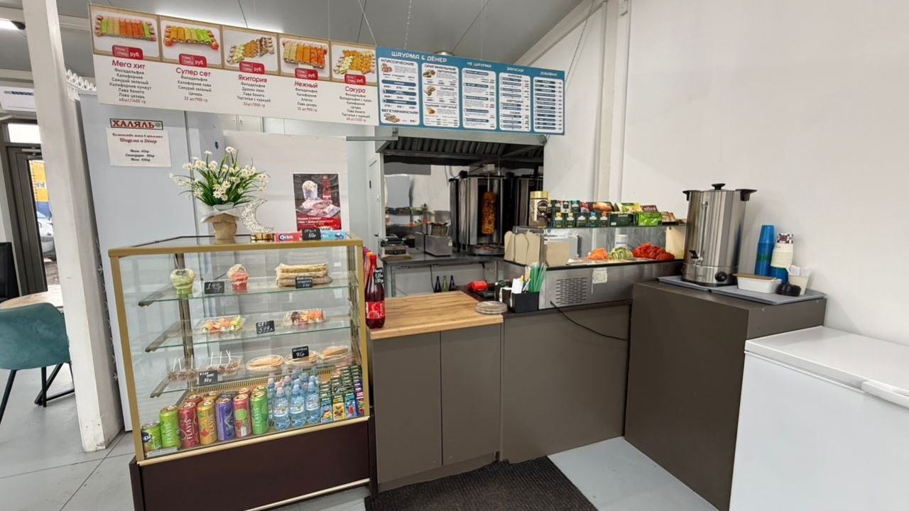 Шаурма на Авиаторов. Е