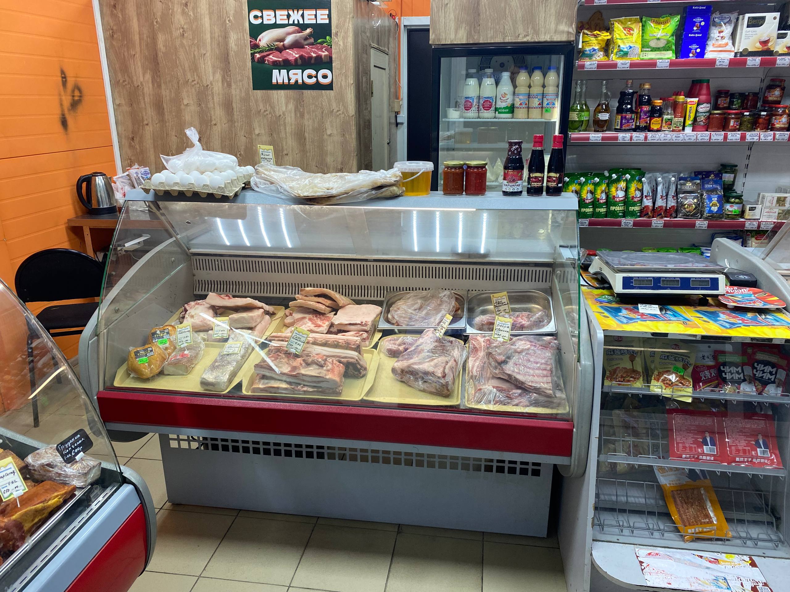Мясной магазин в Октябрьском районе. Е